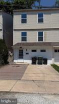 845 Poplar St - Photo 1 of 1