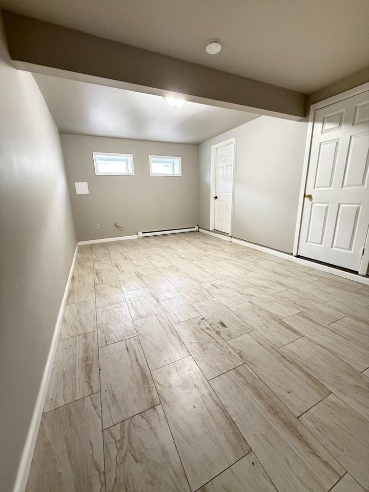845 Poplar St - Photo 6 of 11