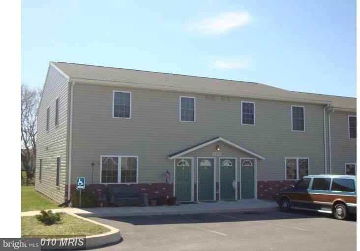 10727 Sunburst Gardens Dr #C - Photo 3 of 7