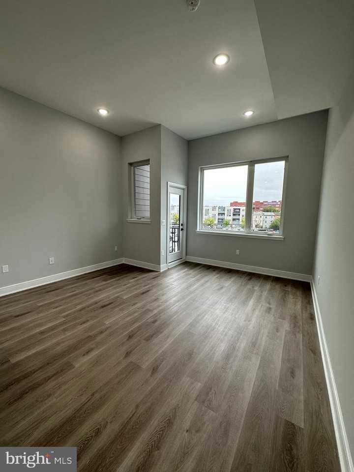 1524 N 4th St - Photo 5 of 10
