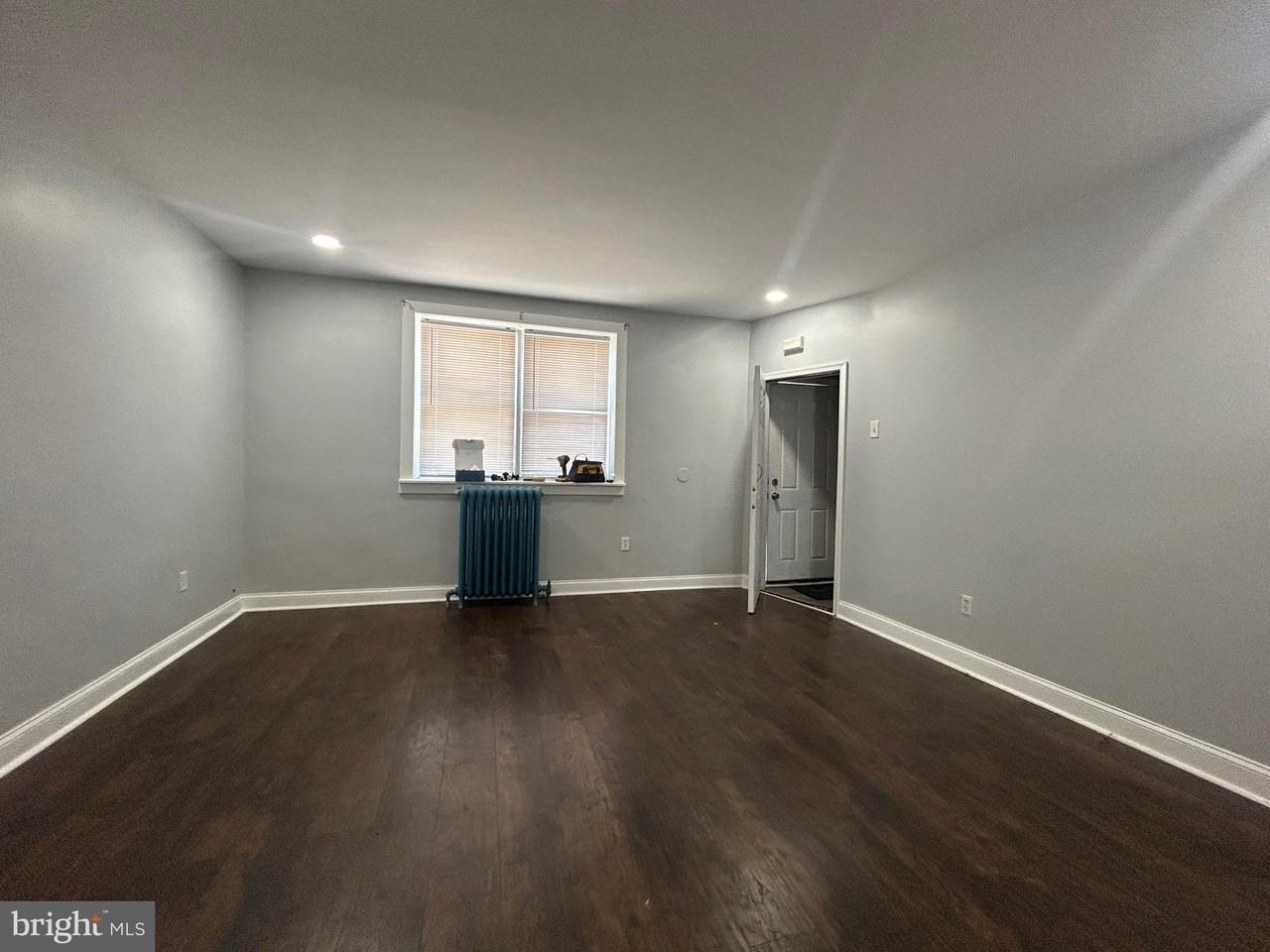1860 Wakeling St #1 - Photo 3 of 12