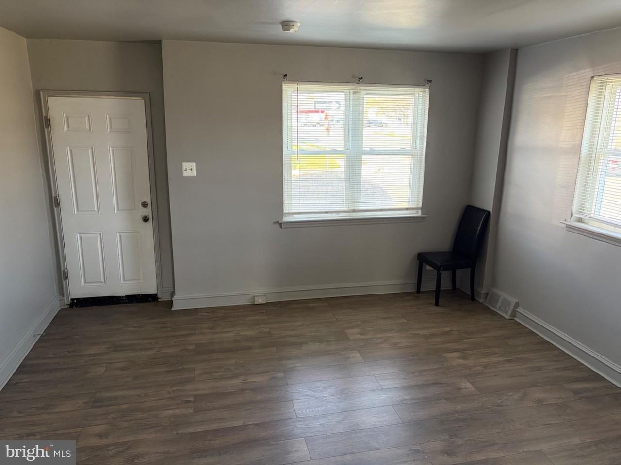 8300 Lynnewood Rd - Photo 3 of 12