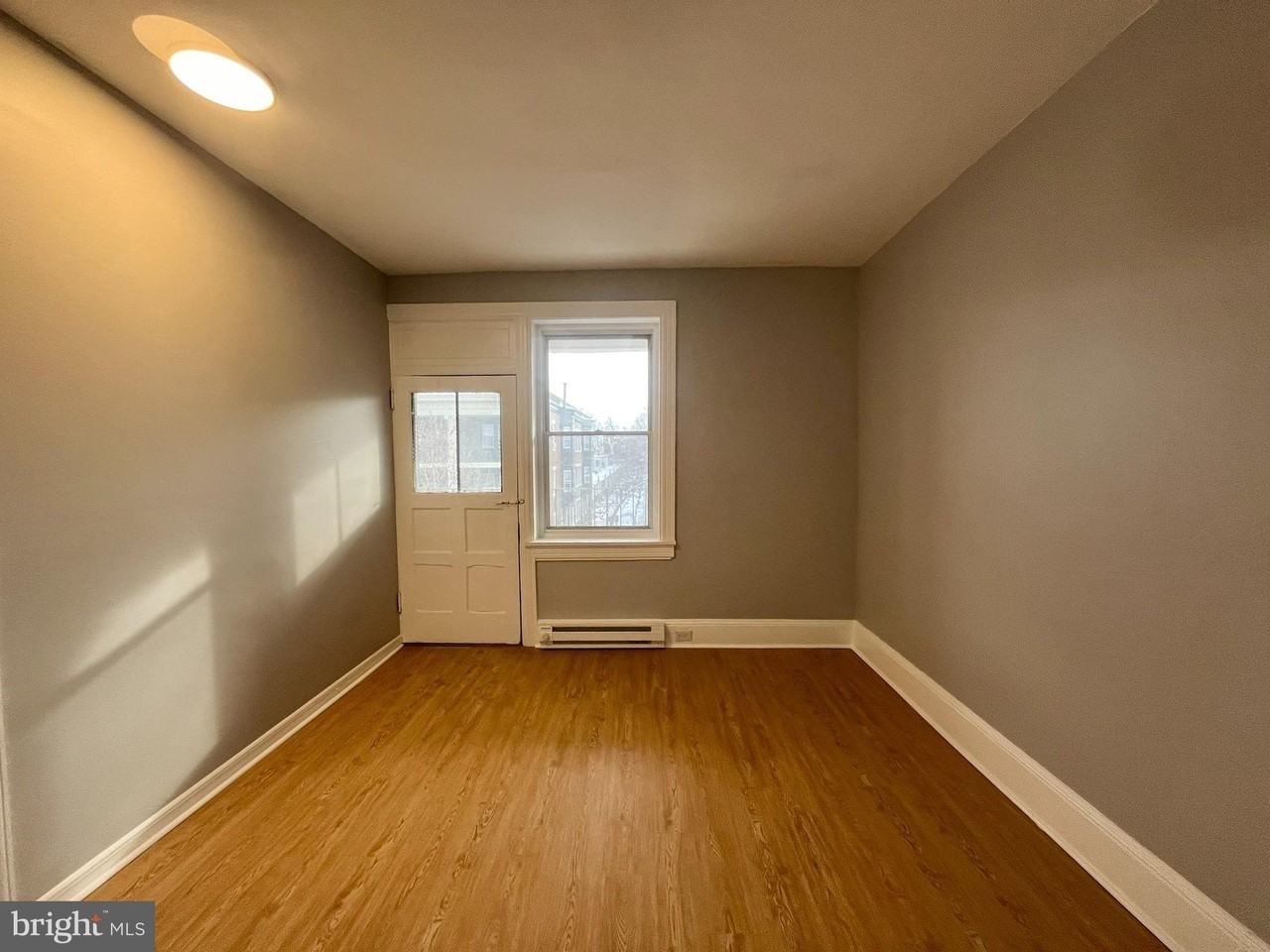 4417 Walnut St #3F - Photo 2 of 36