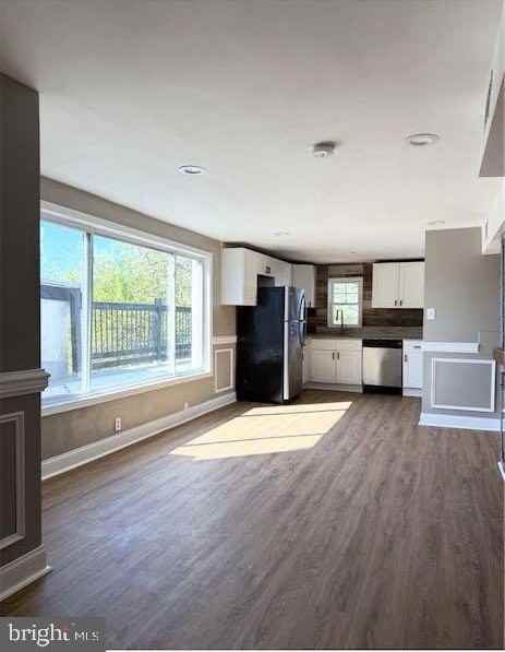 4594 Baker St - Photo 4 of 13