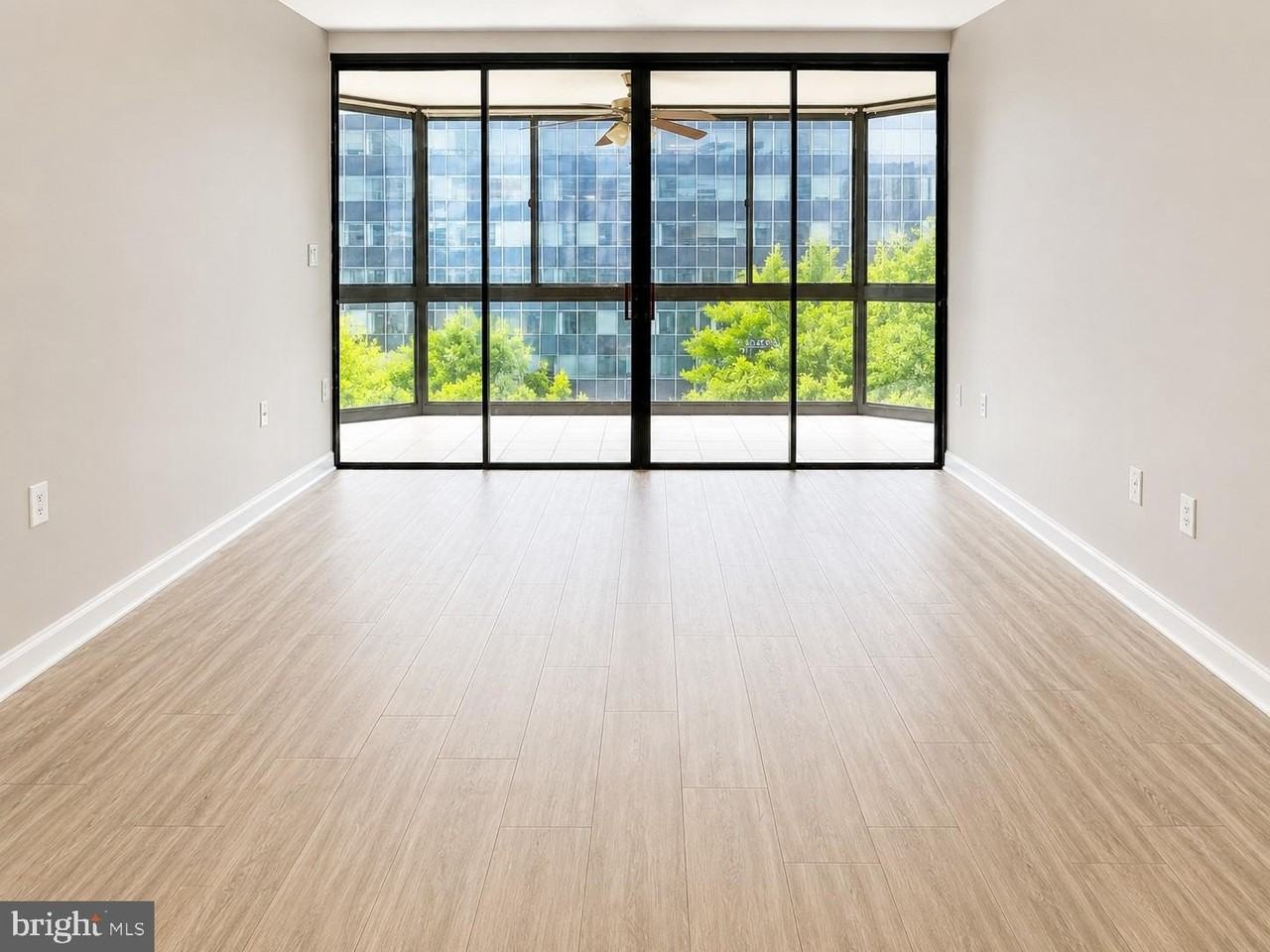 1001 N Randolph St #502 - Photo 4 of 16