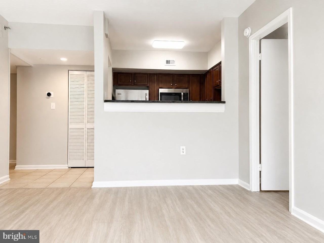 1001 N Randolph St #502 - Photo 6 of 16