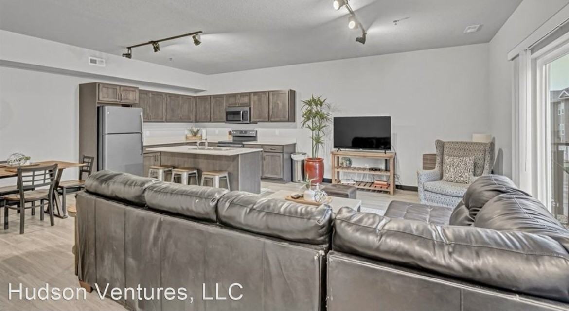 309 Springfield Ave #309-12 - Photo 3 of 10