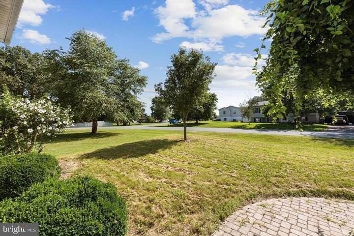 136 Nightingale Ave - Photo 3 of 40