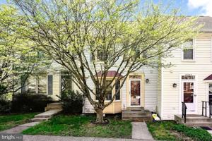featured image of 14033 Betsy Ross Ln