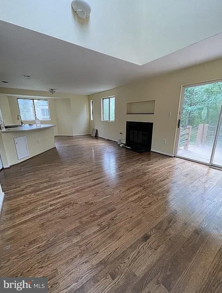 1661 Cedar Hollow Way - Photo 5 of 12