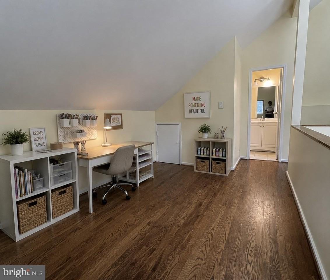1661 Cedar Hollow Way - Photo 7 of 12