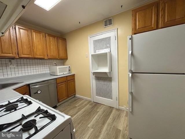 7445 Patterson Rd - Photo 4 of 29