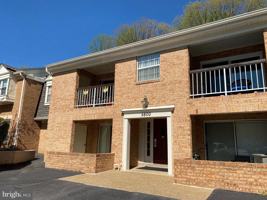 featured image of 5800 Cove Landing Rd #201