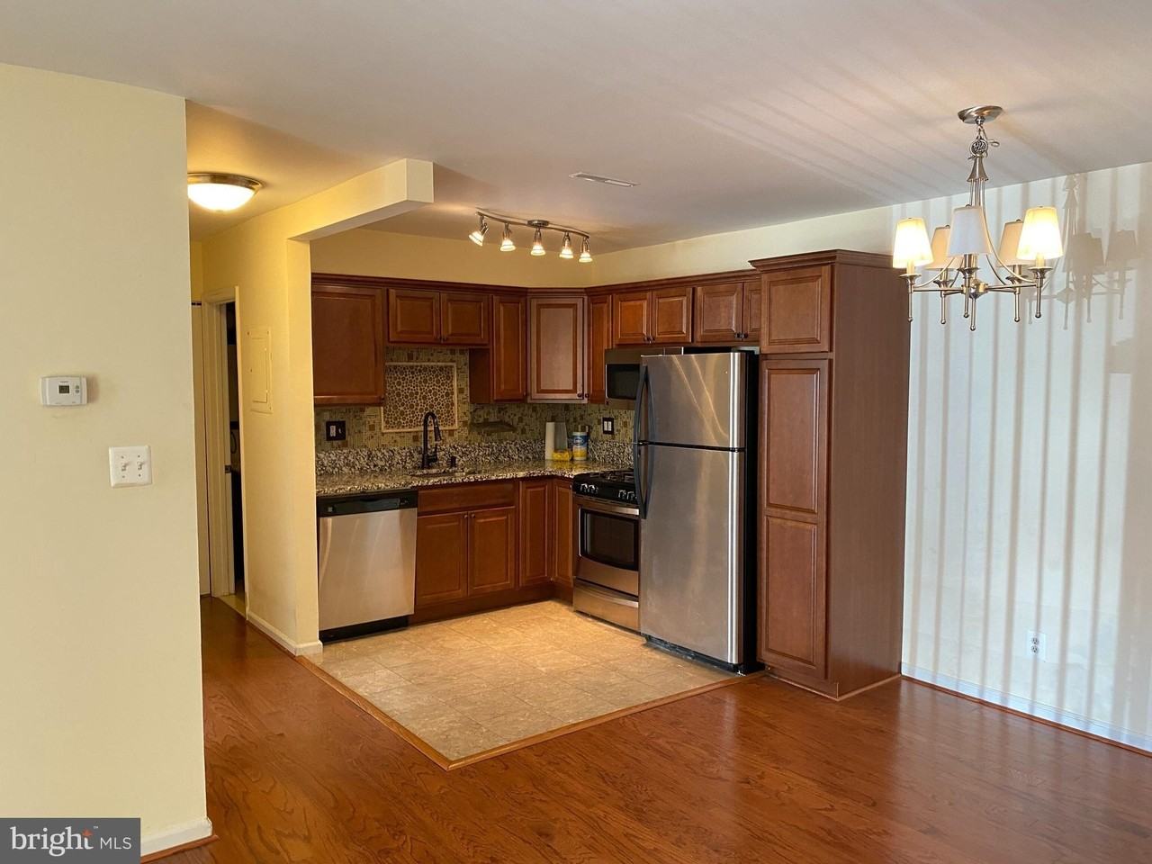 5800 Cove Landing Rd #201 - Photo 6 of 17