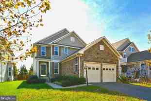 42977 Thornblade Cir - Photo 1 of 1