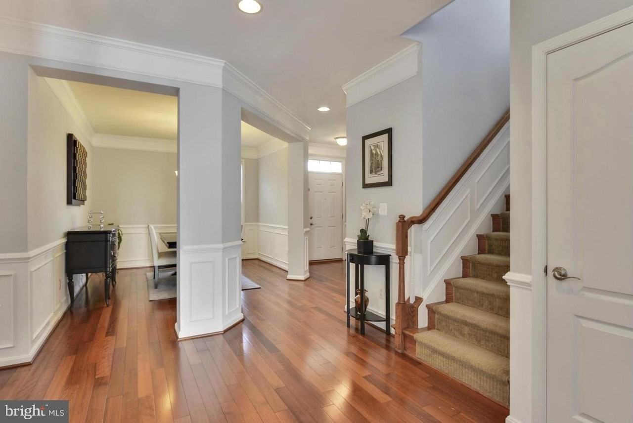 42977 Thornblade Cir - Photo 4 of 39