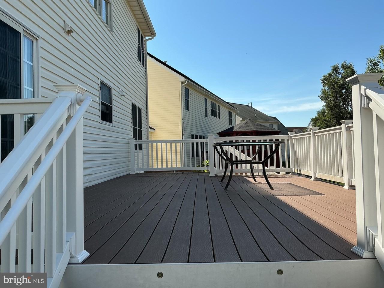 33 Wild Rose Dr - Photo 3 of 3