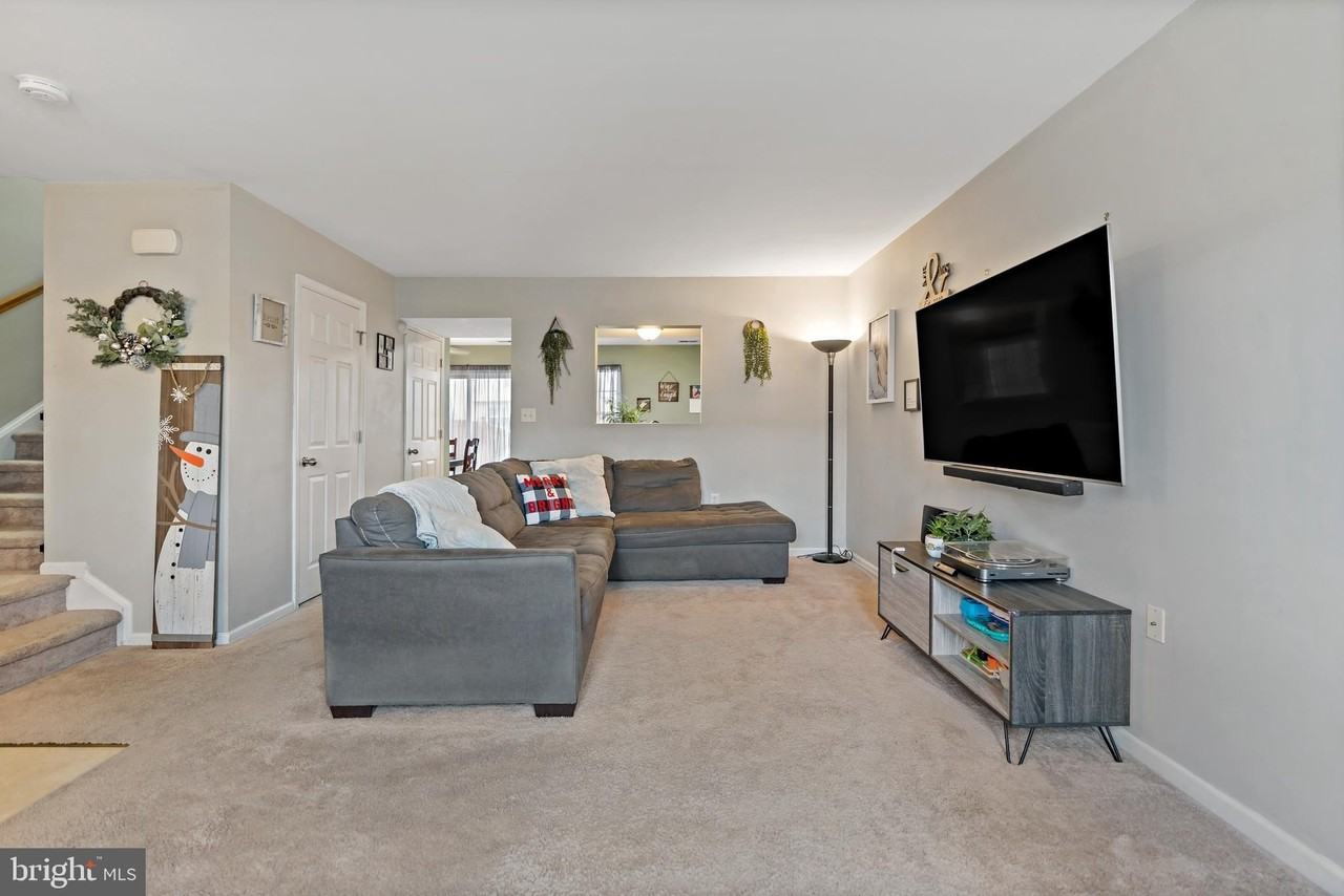 123 Checko Ct - Photo 4 of 21