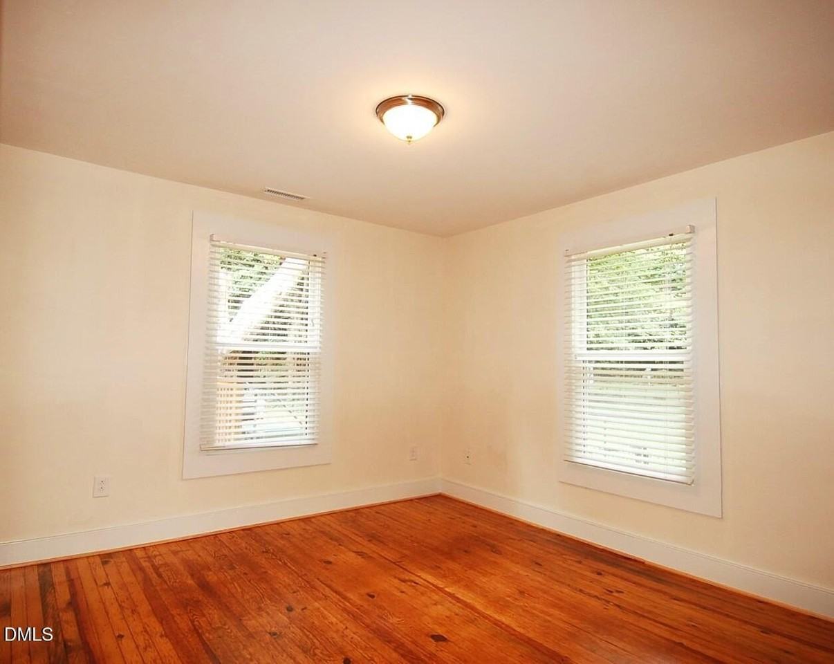 8709 Chapel Hill Rd - Photo 7 of 11