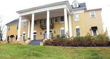 featured image of 924 Maryland Ave #F