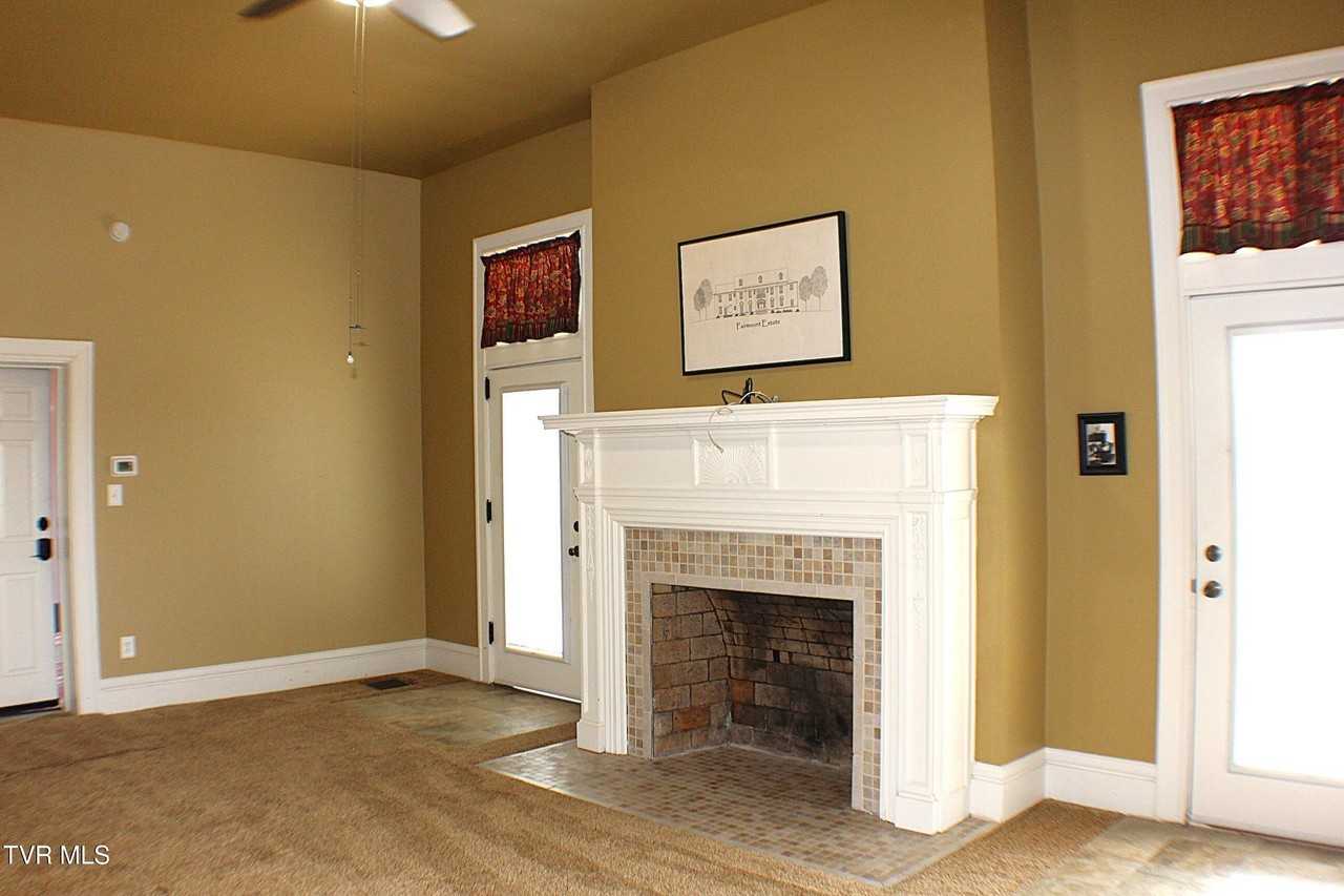 924 Maryland Ave #F - Photo 6 of 28