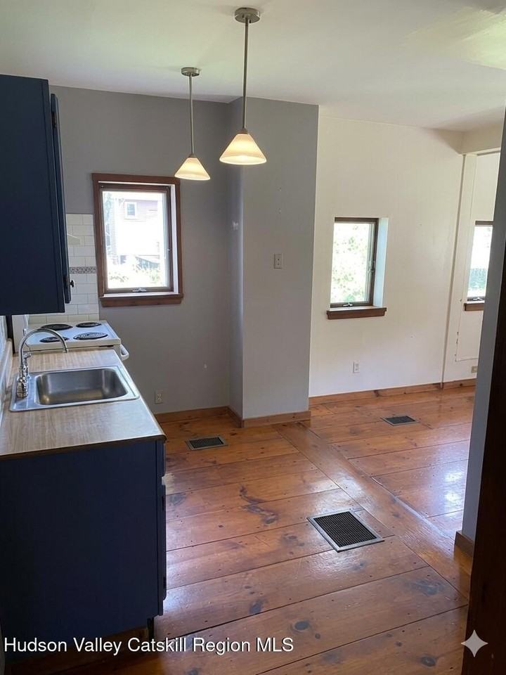 294 Main St #2 - Photo 4 of 6