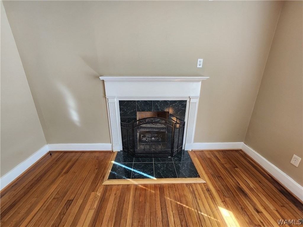 614 19th St - Photo 6 of 23