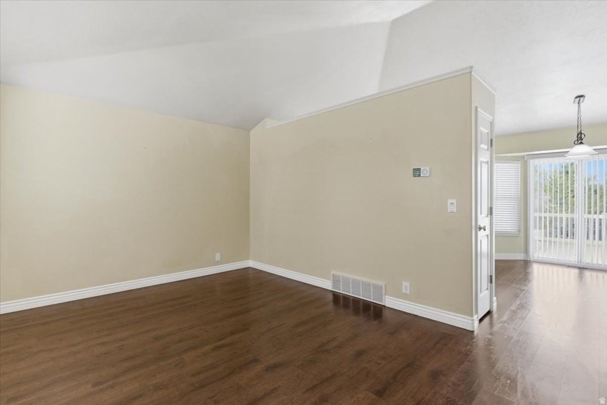 1109 E 3350 N - Photo 3 of 20