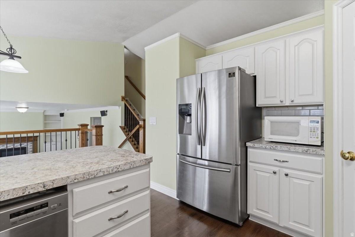 1109 E 3350 N - Photo 7 of 20