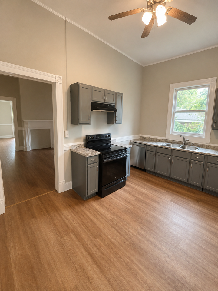 4052 Mikado Ave #1 - Photo 6 of 26