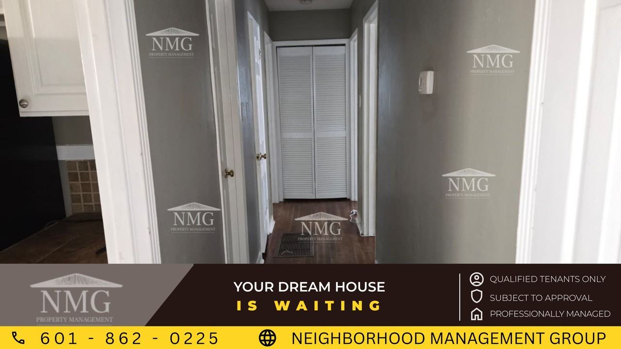 1641 Woodburn St #1 - Photo 2 of 7