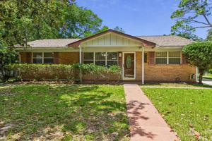featured image of 2406 Husson Ave #1