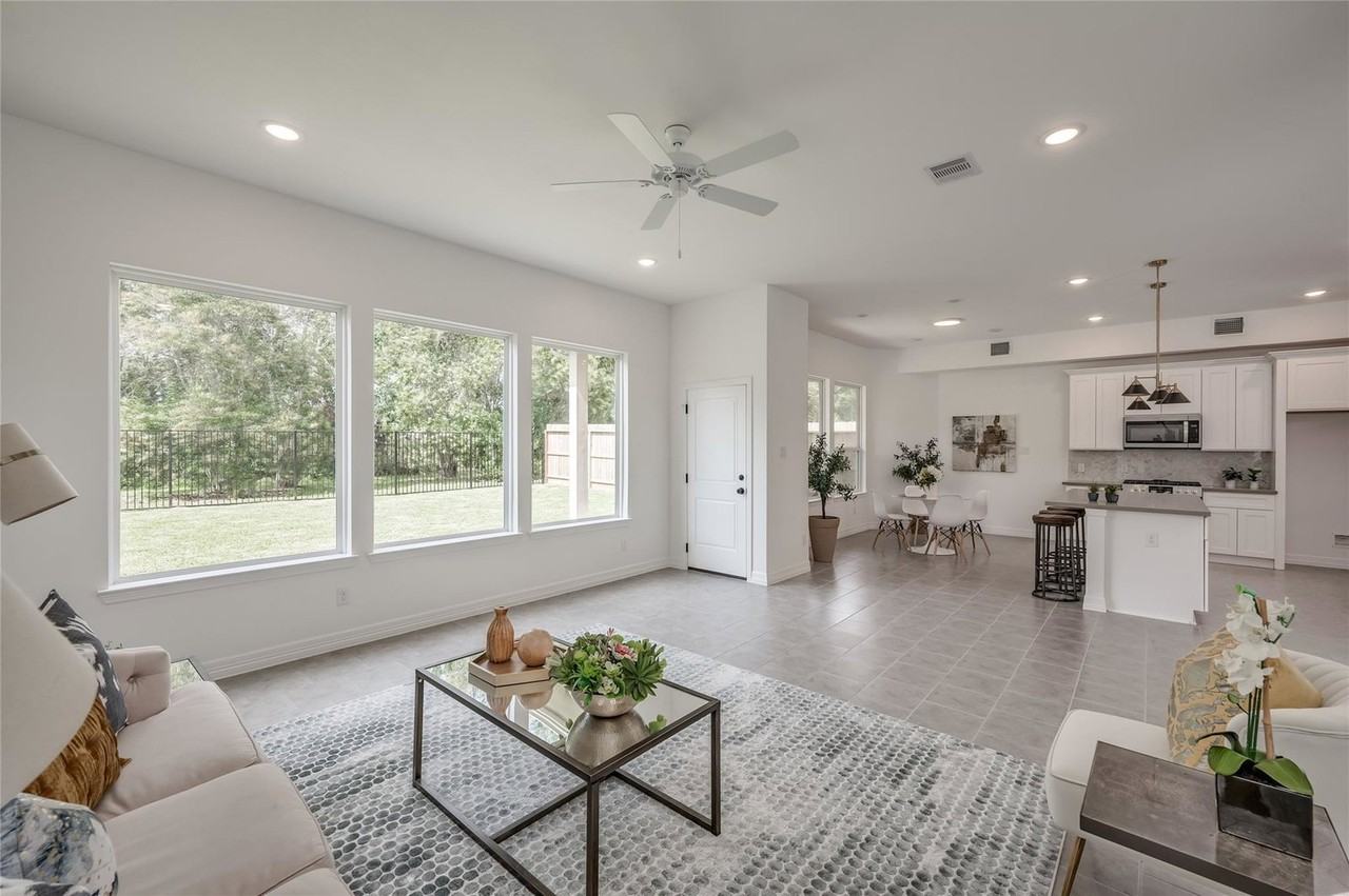 Talia Wood Ct - Photo 3 of 8