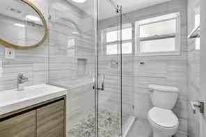 289 Marina Dr - Photo 2 of 8