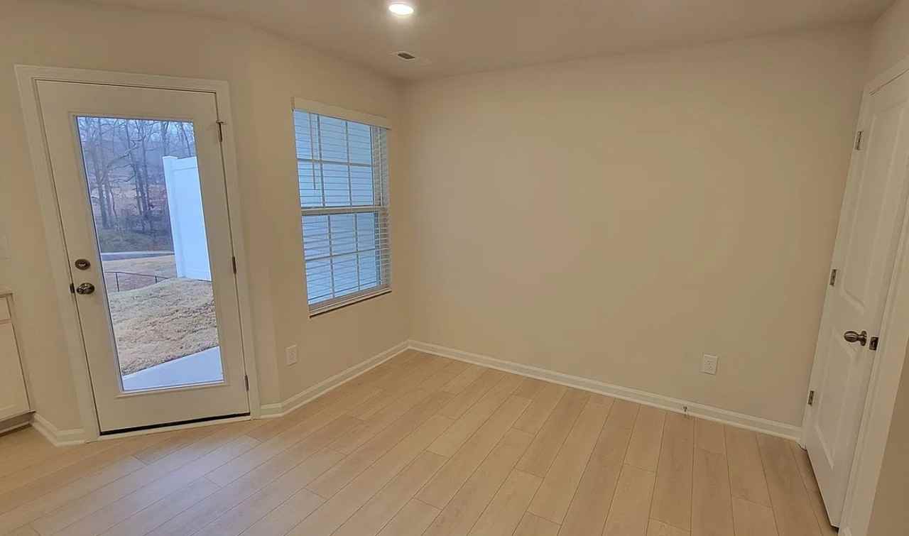 906 Powder Creek Drive - 906 #906 - Photo 5 of 14