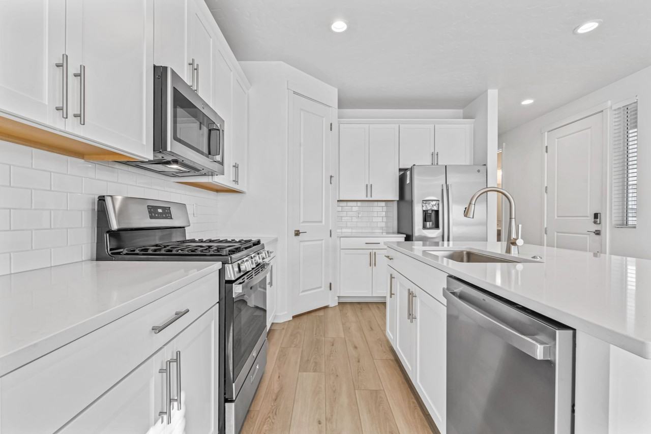 12459 W Norterra Ln #1 - Photo 6 of 28
