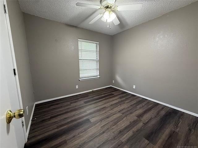 1345 E 140th St - Photo 5 of 9