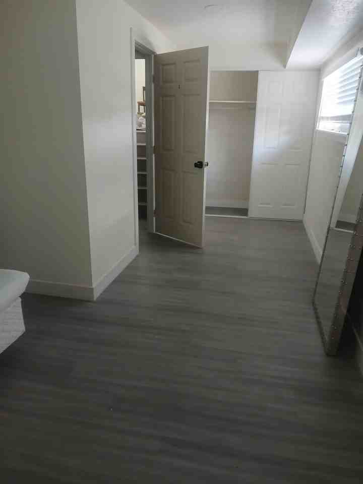 Jones Cir - Photo 5 of 11