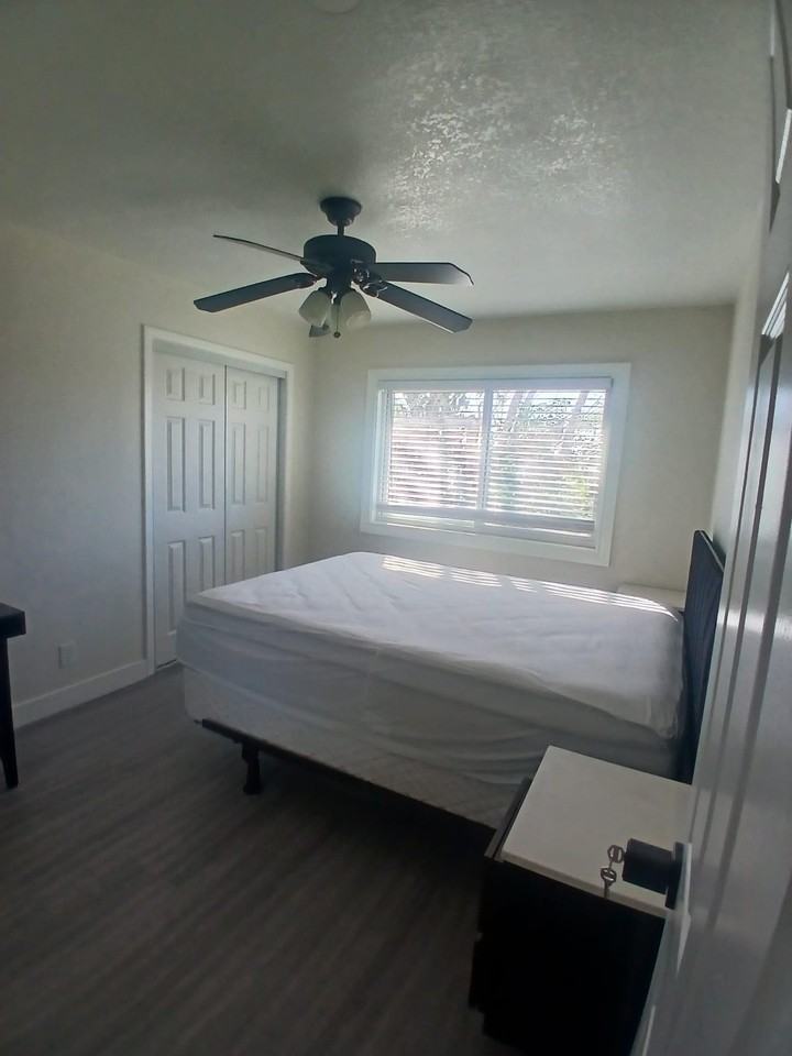 Jones Cir - Photo 7 of 11
