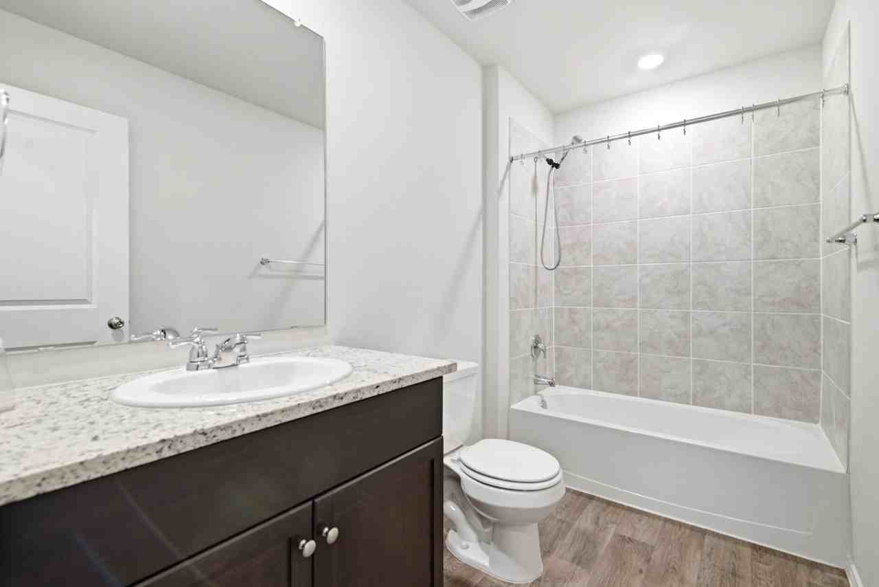 4323 Lake Ritter St - Photo 6 of 20