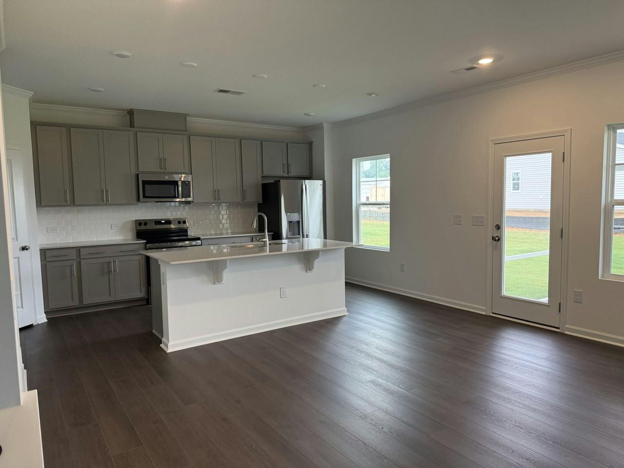 728 Roy Adams Rd - Photo 5 of 22