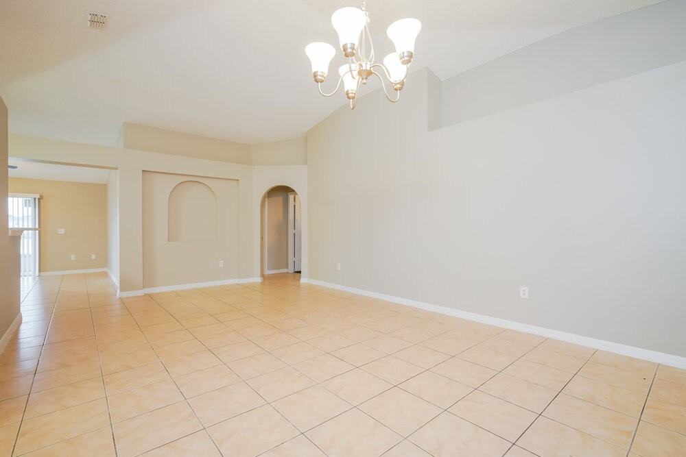 2338 Andrews Valley Dr - Photo 4 of 16