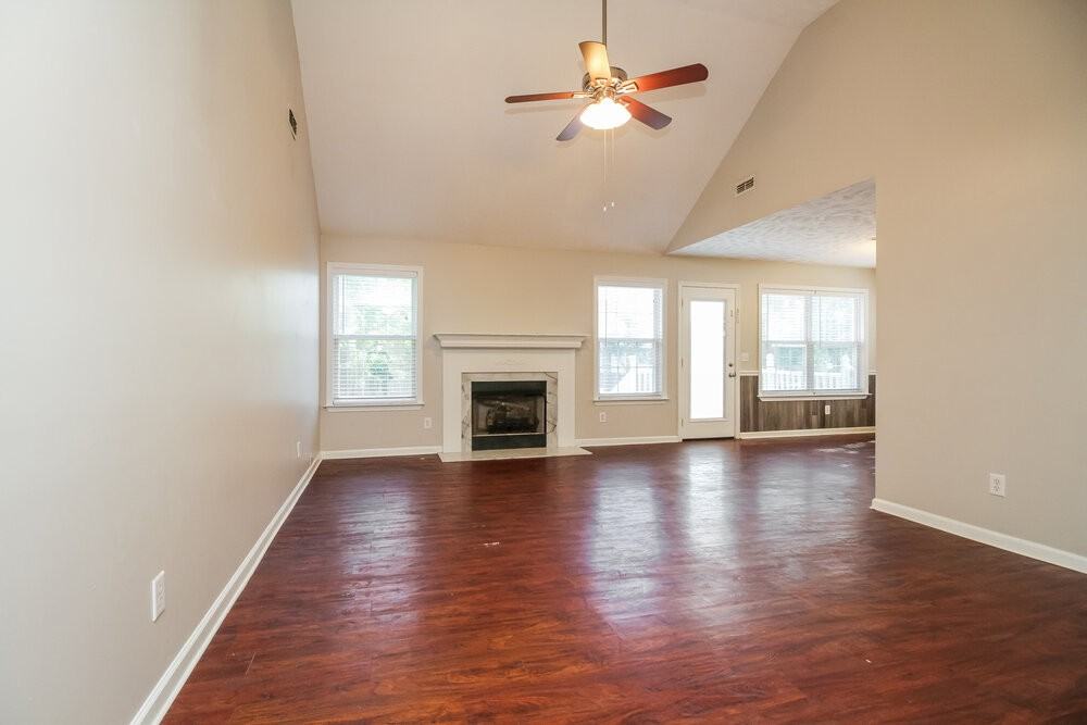 1230 Cason Trl - Photo 4 of 17