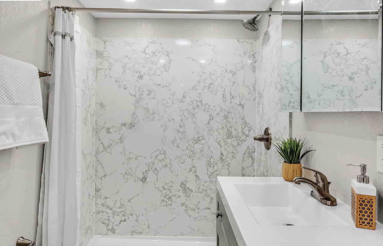 2106 57th Avenue - Photo 5 of 8