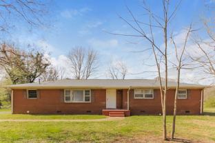 3304 Sunset Rd - Photo 1 of 1