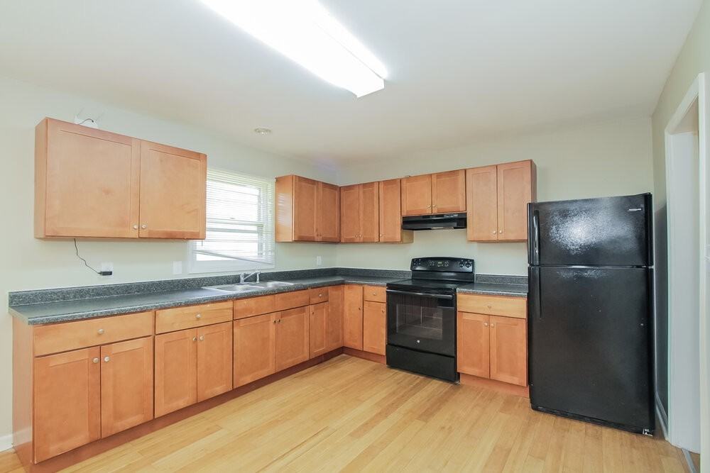 3304 Sunset Rd - Photo 7 of 16