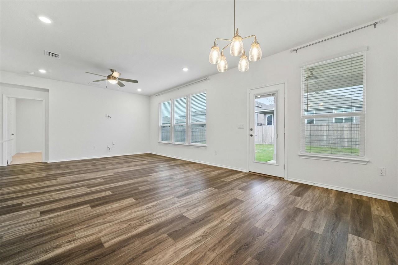 7712 Libretto Ln - Photo 7 of 31