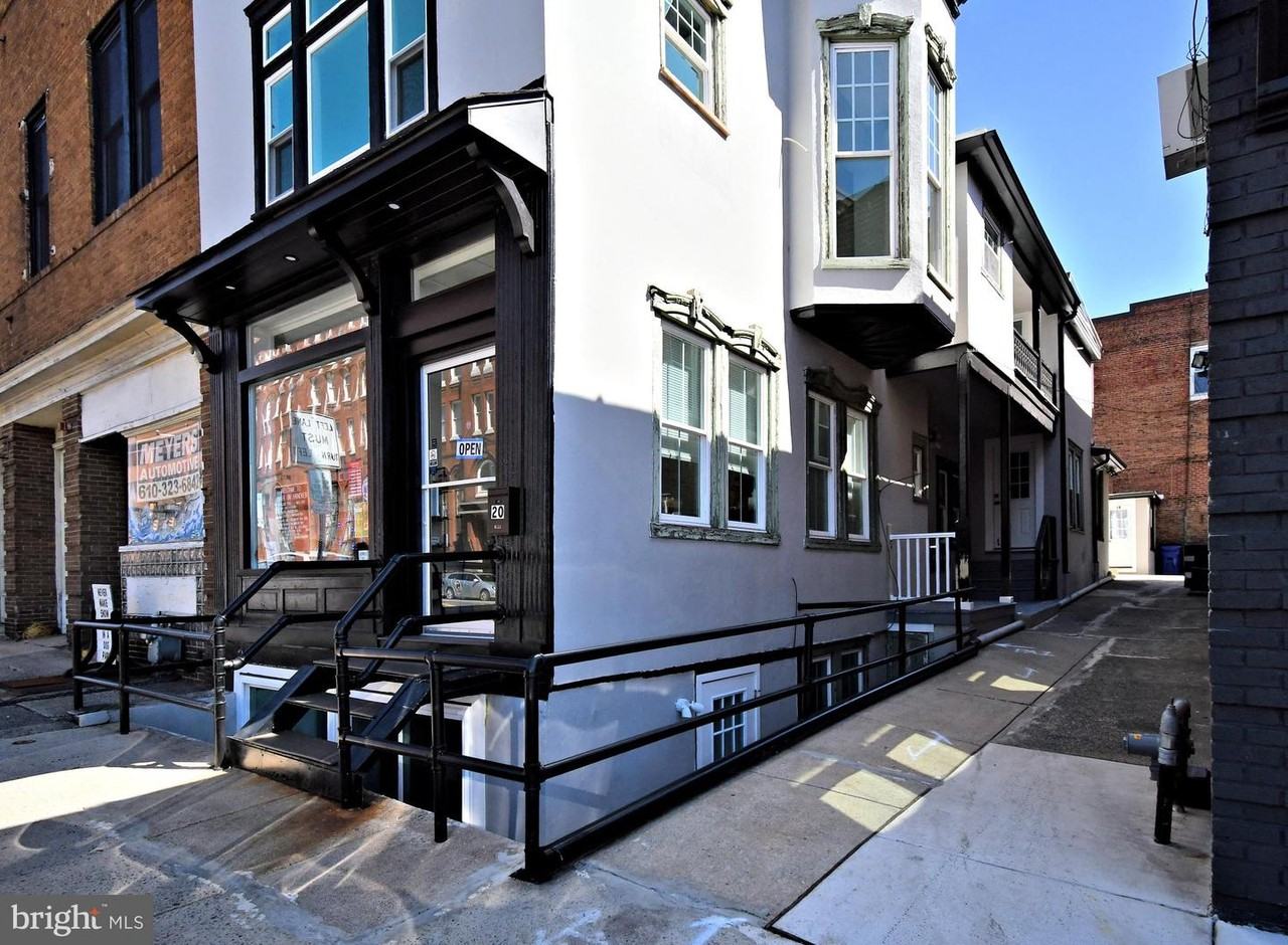 20 S Hanover St - Photo 3 of 17