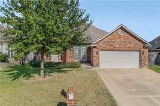 4009 Reatta Ln - Photo 1 of 1