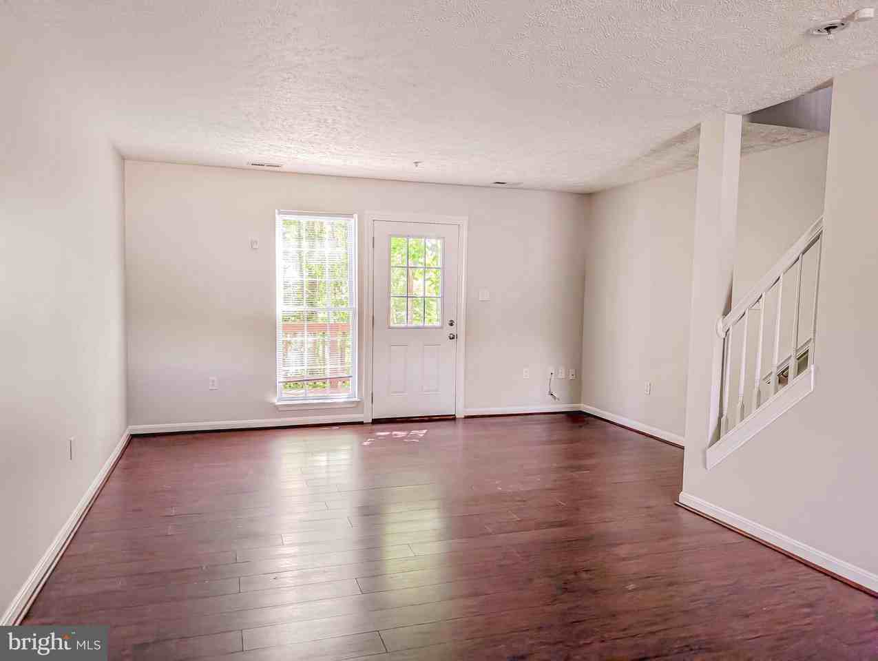 45503 Knockeyon Ln - Photo 6 of 27